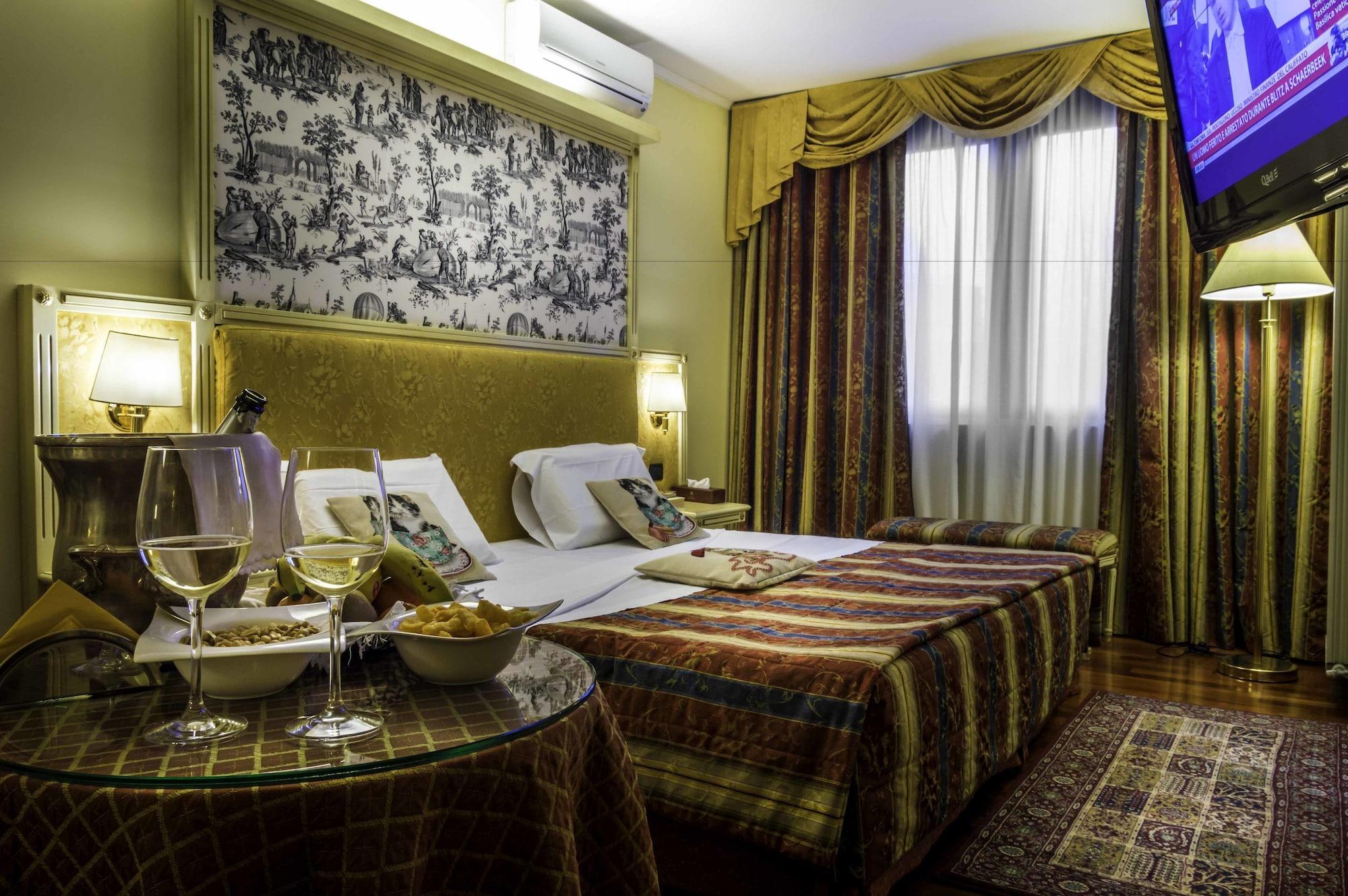 Hotel La Bussola Novara Ngoại thất bức ảnh